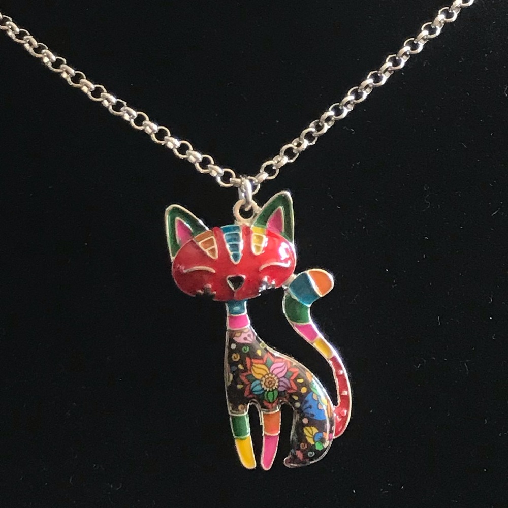 Cat Pendant Necklace